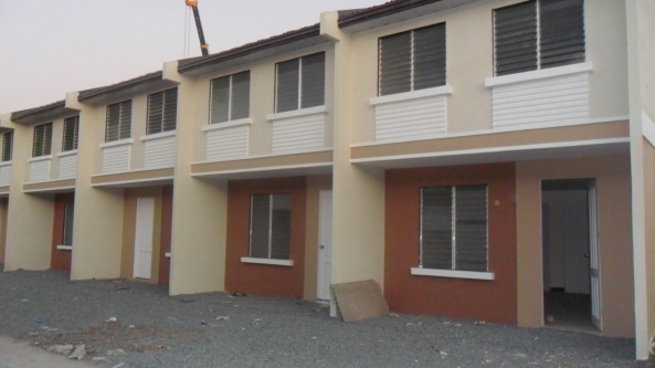 Real-Estate-Townhouse-Apartments-house-and-lot-for-sale-in-gen-trias-cavite